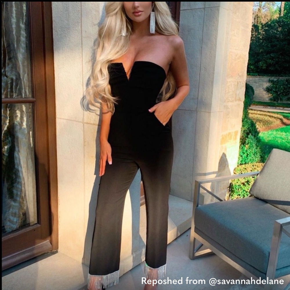 Vista Jumpsuit in Midnight Black
NBD. Midnight Black. Still has tag. Sold out